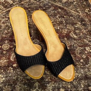 Veronica Beard navy blue heels